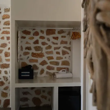 Impressive One 4* Ormos Athinios