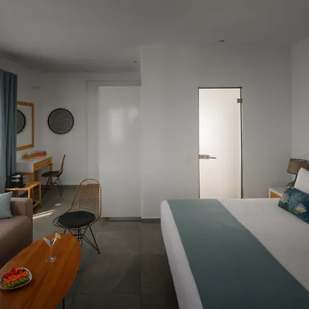 Hotell Impressive One 4*