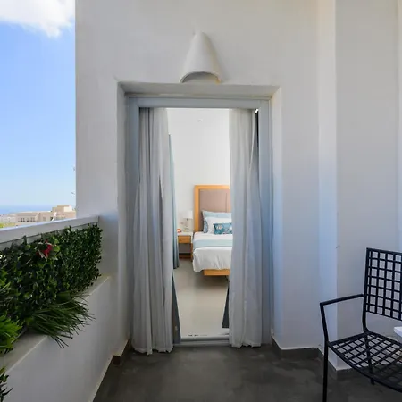 伊姆普莱希芙万酒店 Ormos Athinios