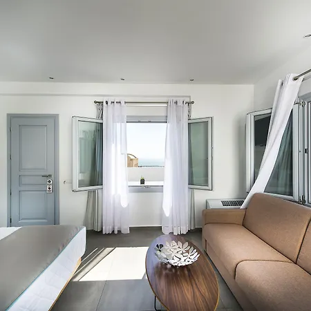 伊姆普莱希芙万酒店 4* Ormos Athinios