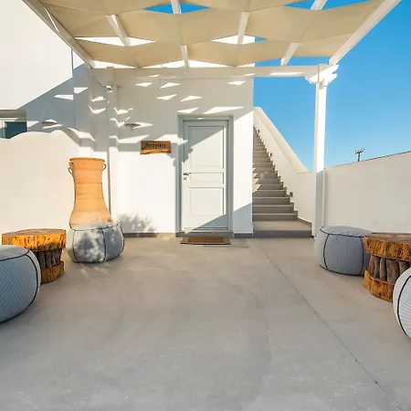 Pirgos Hotel