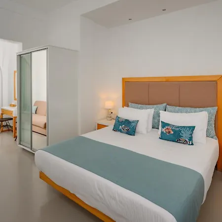Hotel Pirgos 4*