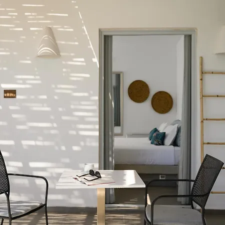 Impressive One Ormos Athinios