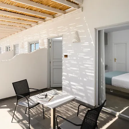 Impressive One Otel Ormos Athinios