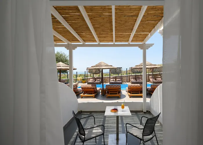 Impressive One 4* Ormos Athinios