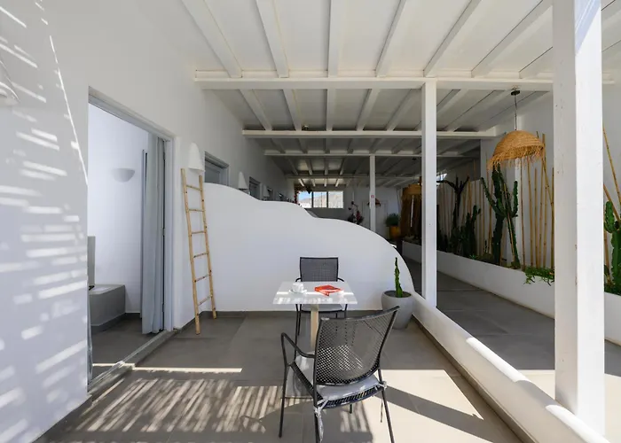 Impressive One Ξενοδοχείο