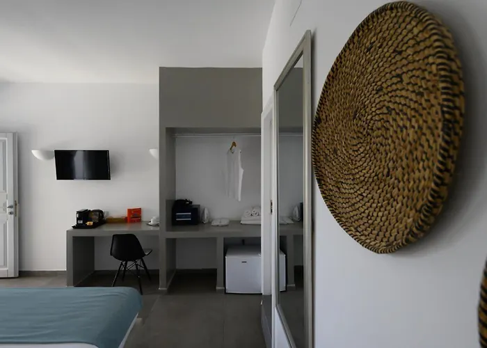 Impressive One Ormos Athinios