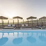 Impressive One 4* Ormos Athinios
