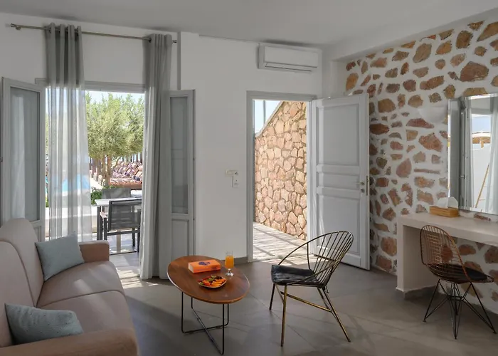 Impressive One Ξενοδοχείο 4*